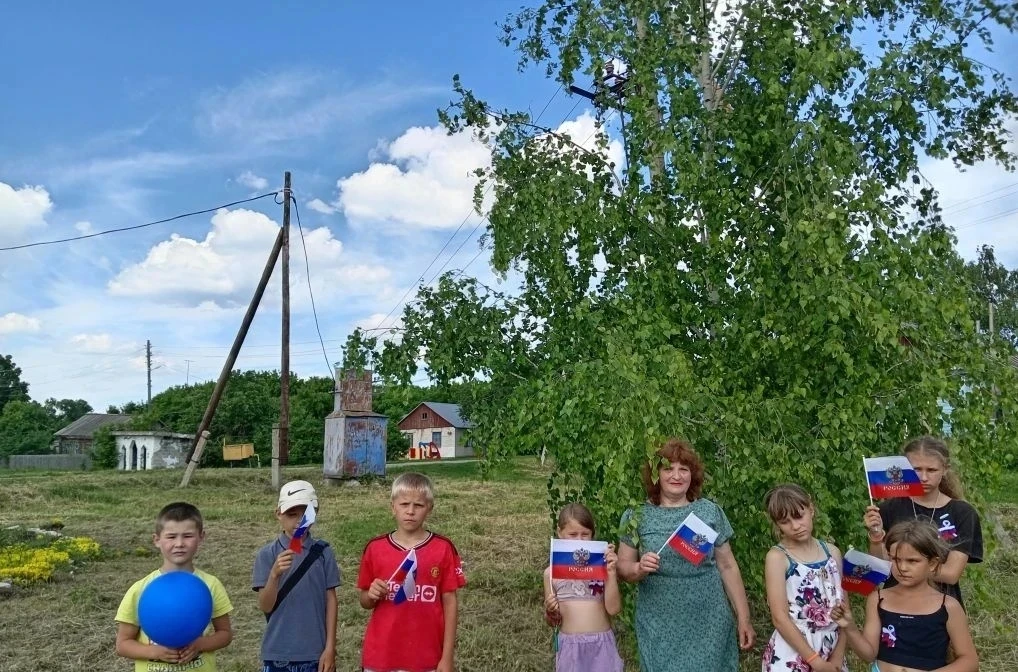 12 июня в Александровском СК состоялась квест‑игра «Россия — Родина моя», приуроченная ко Дню России