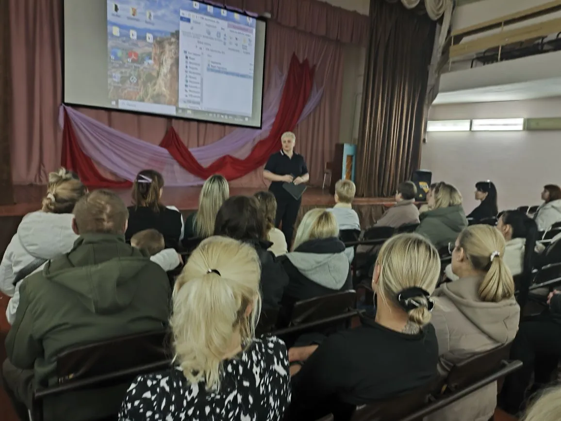 ✅ В школе состоялось важное  собрание родителей 1-4 классов на тему «Психология зависимости: как и п