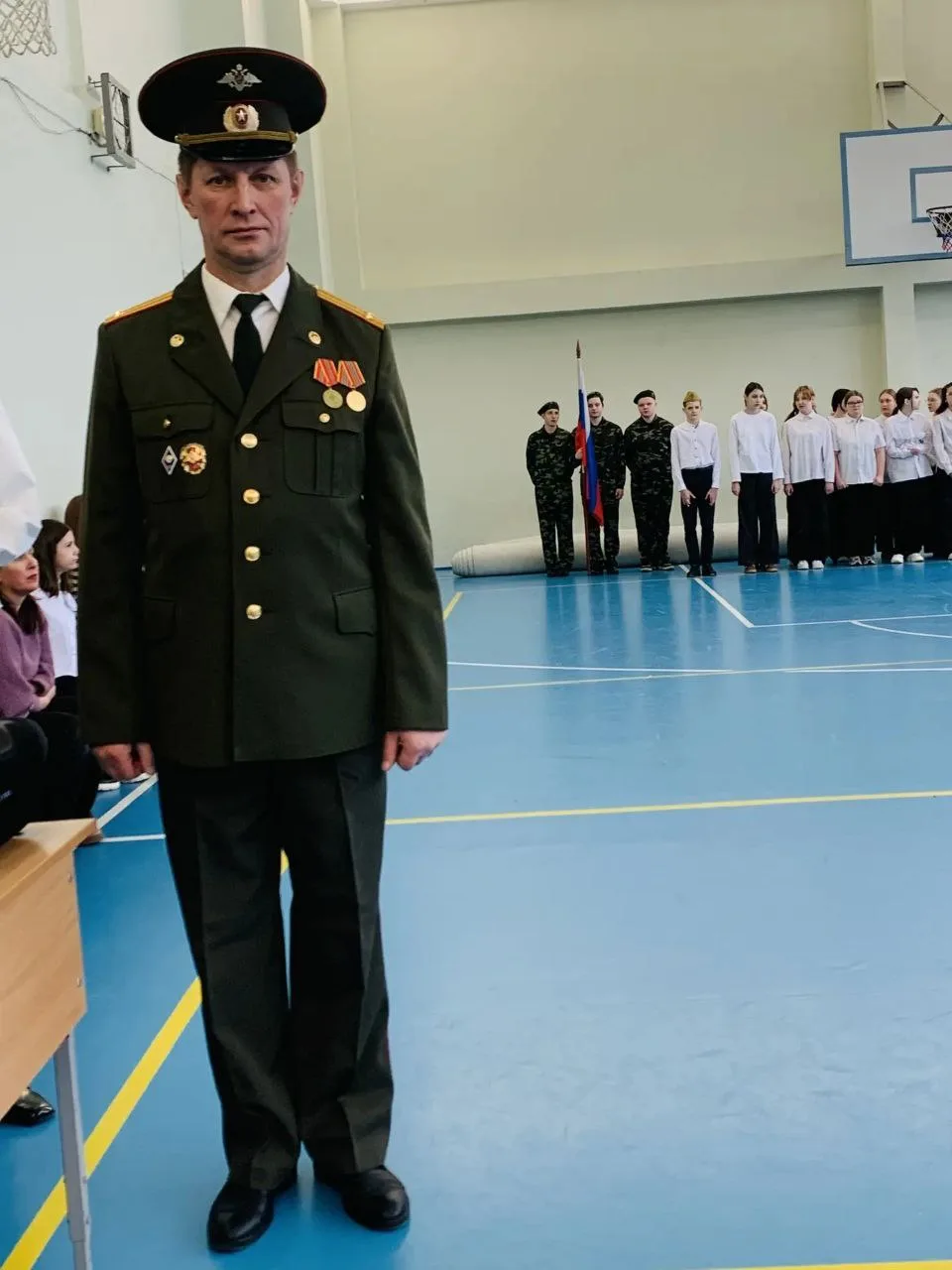 20 февраля в нашей школе прошёл традиционный «Смотр строя и песни», посвященный Дню защитника Отечес
