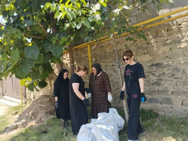🌴Сегодня коллектив  ГКУ РД "УСЗН в МО "Кайтагского района" принял активное участие в р...