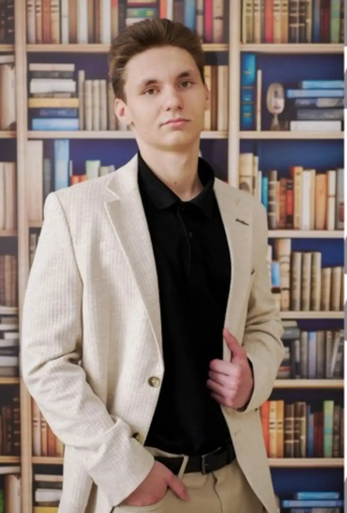 💫НАШИ ВЫСОКОБАЛЛЬНИКИ💫

От первого лица :
"Я, Гардеев Михаил Евгеньевич, ученик 11 «Б» класса МАОУ