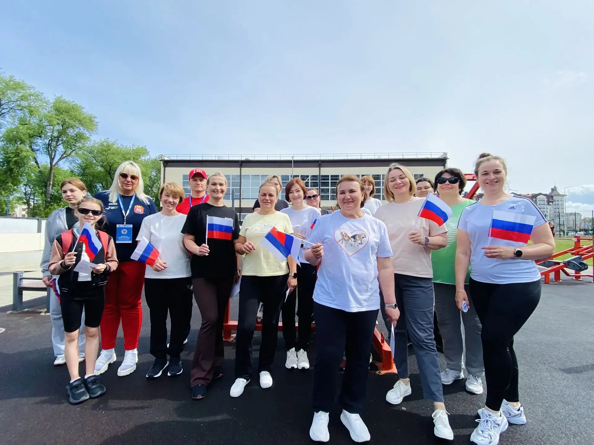 🏅🏆Работающие в гимназии Вектор, учителя, администрация и не только, сегодня сдали нормы ГТО

✨Быть