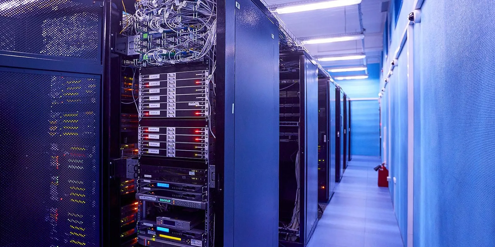 Проект «Гильотина 2.0» предлагает запретить изъятие земель под ЦОДы мощностью от 500 кВ...