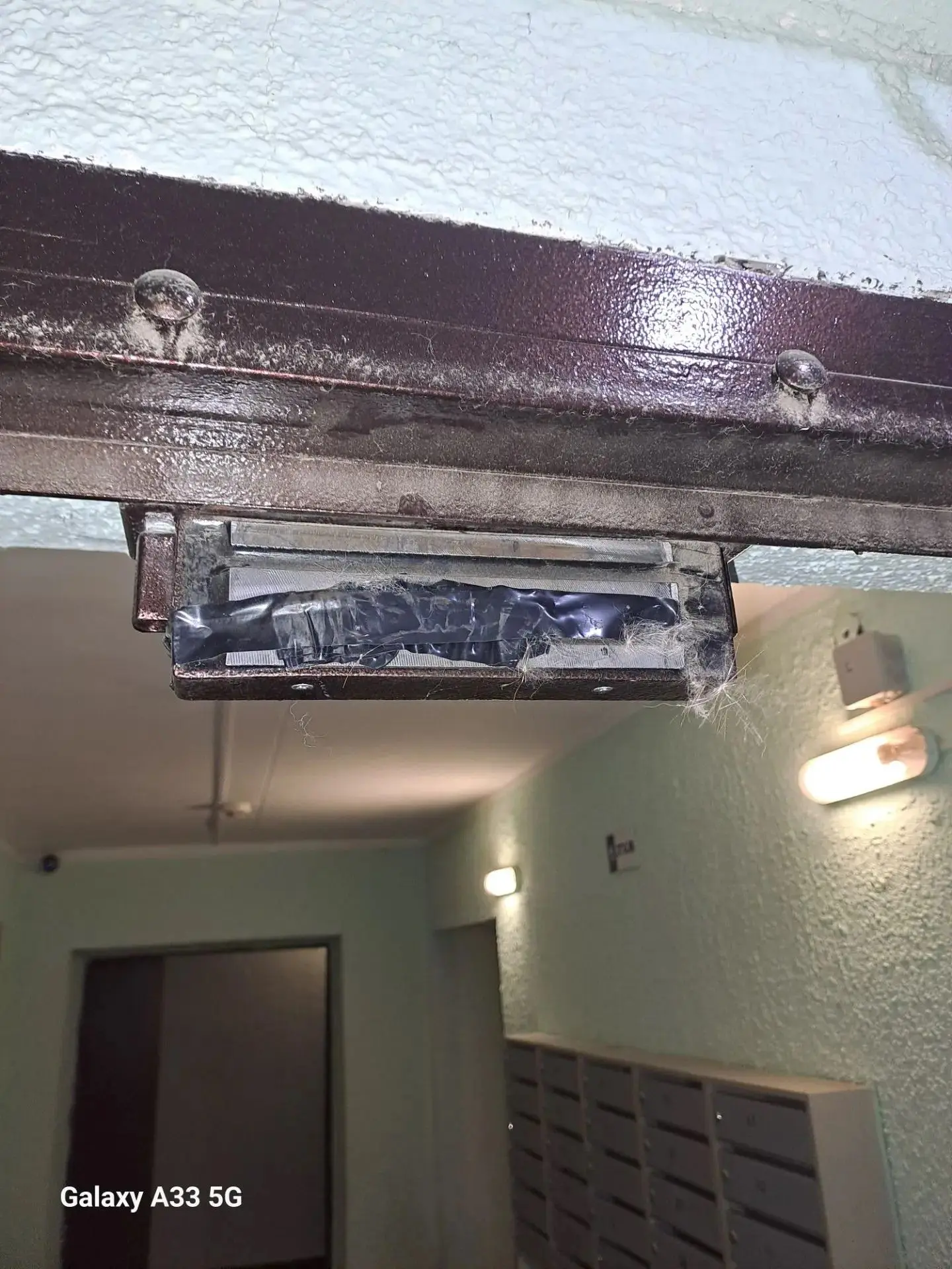 Регулировка ответной части электронного замка входной двери на пандус 2-го подъезда (ул...