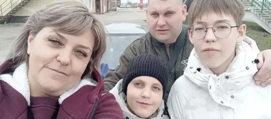 🌼Ко Дню любви, семьи и верности 🌼, семья Артема и Ильи  Бондаренко принимает участие в фотоакции "