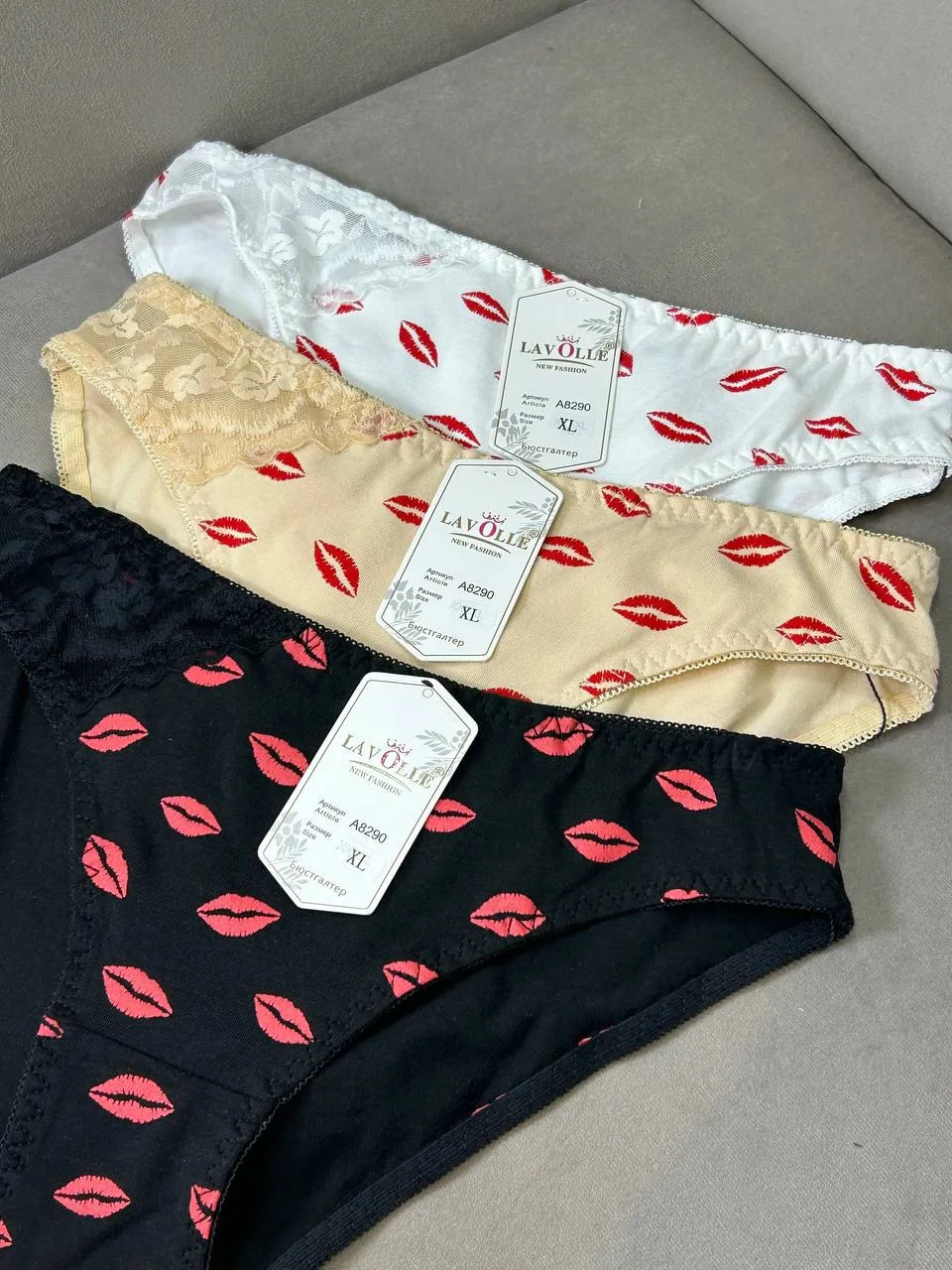 Игривый настрой каждый день💋Приятная ткань,удобная посадка и яркий дизайн!
✨Трусики из хлопка
🏷️45
