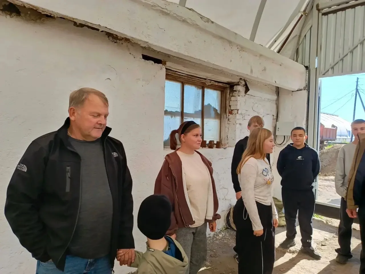 👉В гостях у депутата областной Думы  побывали учащиеся  9 класса Боровской школы