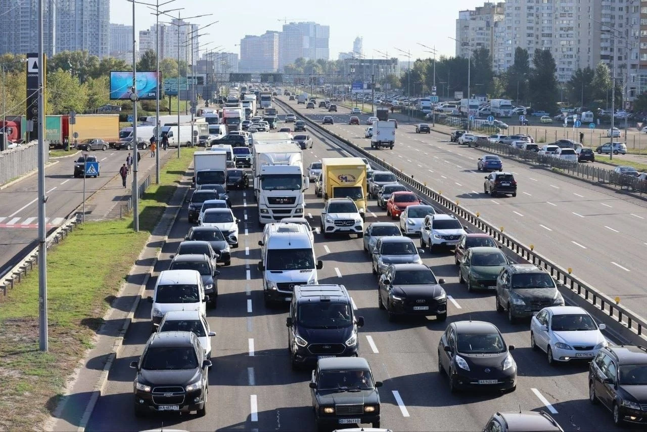 ⚡ Россия установила свои ретрансляторы, позволяющие корректировать удары «Гераней» прям...