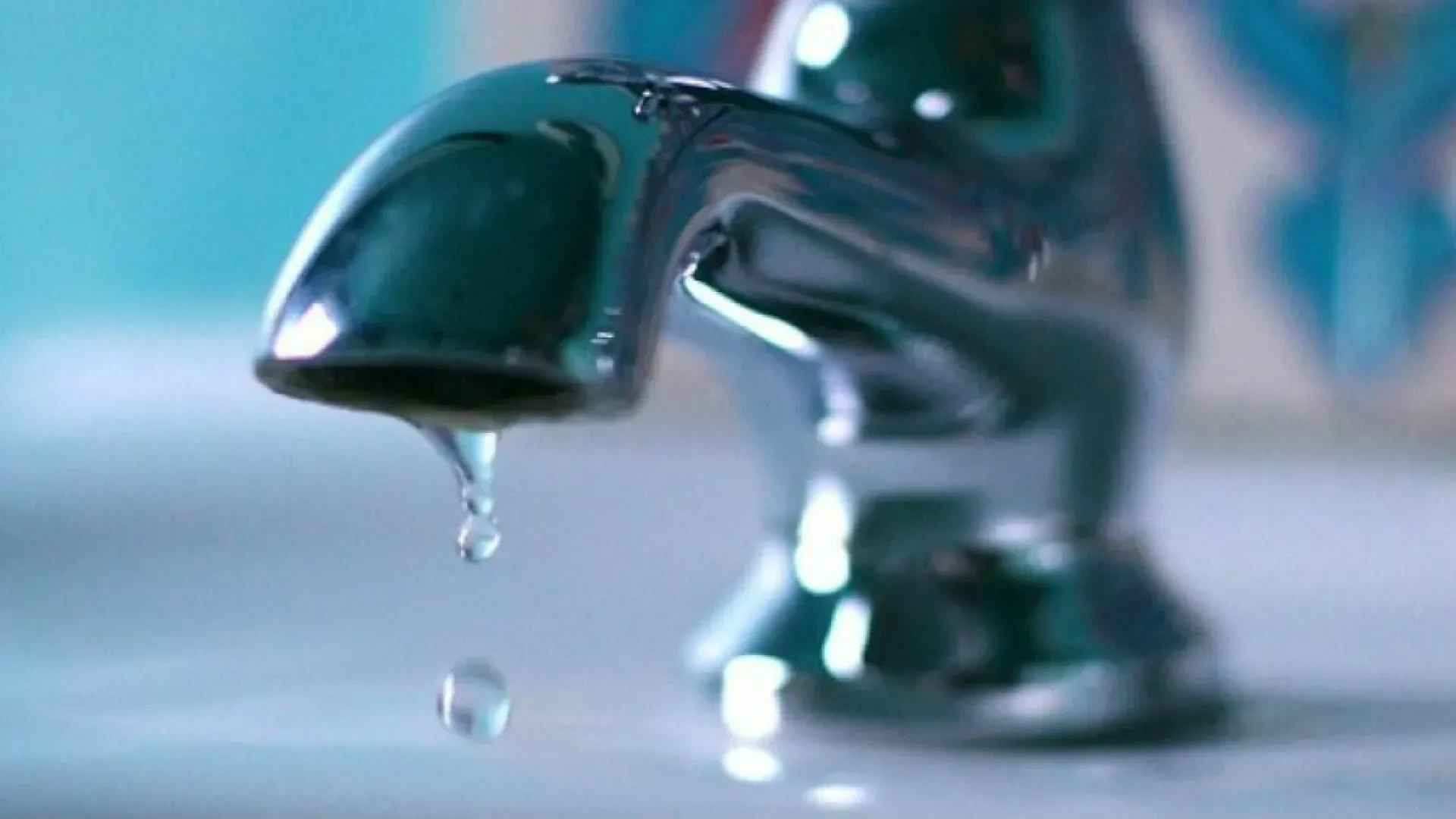 💦 Юг Луганска временно переводят на подачу воды по графику