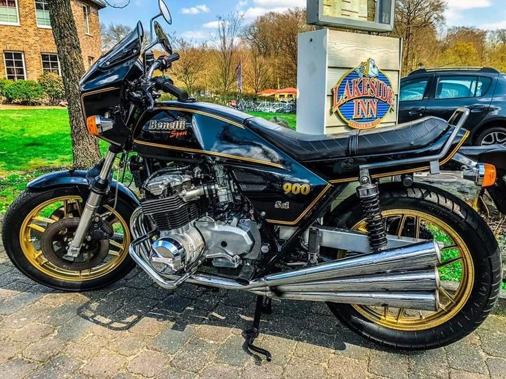 Benelli 900 SEI Sport
