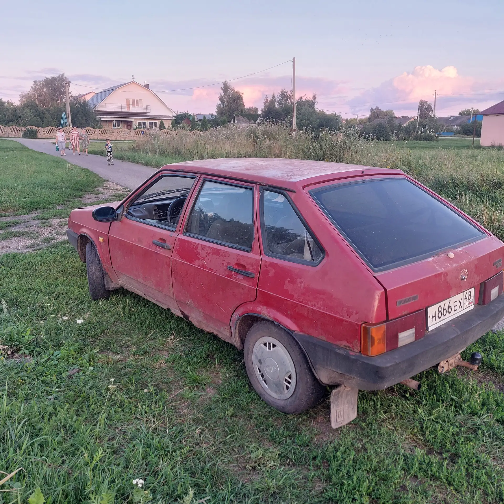 Продам две машина доки чисты звоните пишите в любое время 89005367084 Александр

https://vk.ru/id106