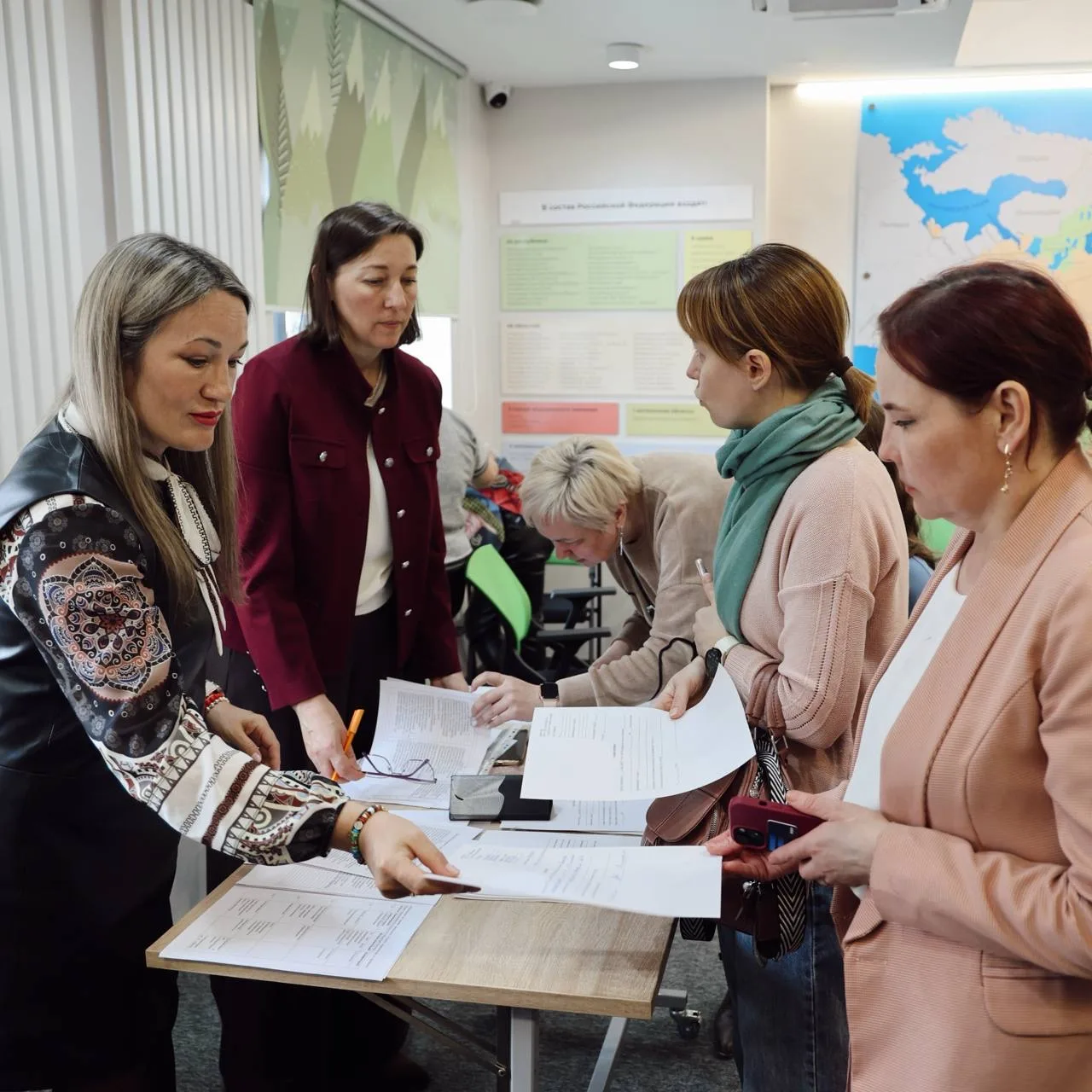 🏫Знакомство с «НОВАшкола»!   ✔️На встрече с родителями директор нового образовательного центра Андре