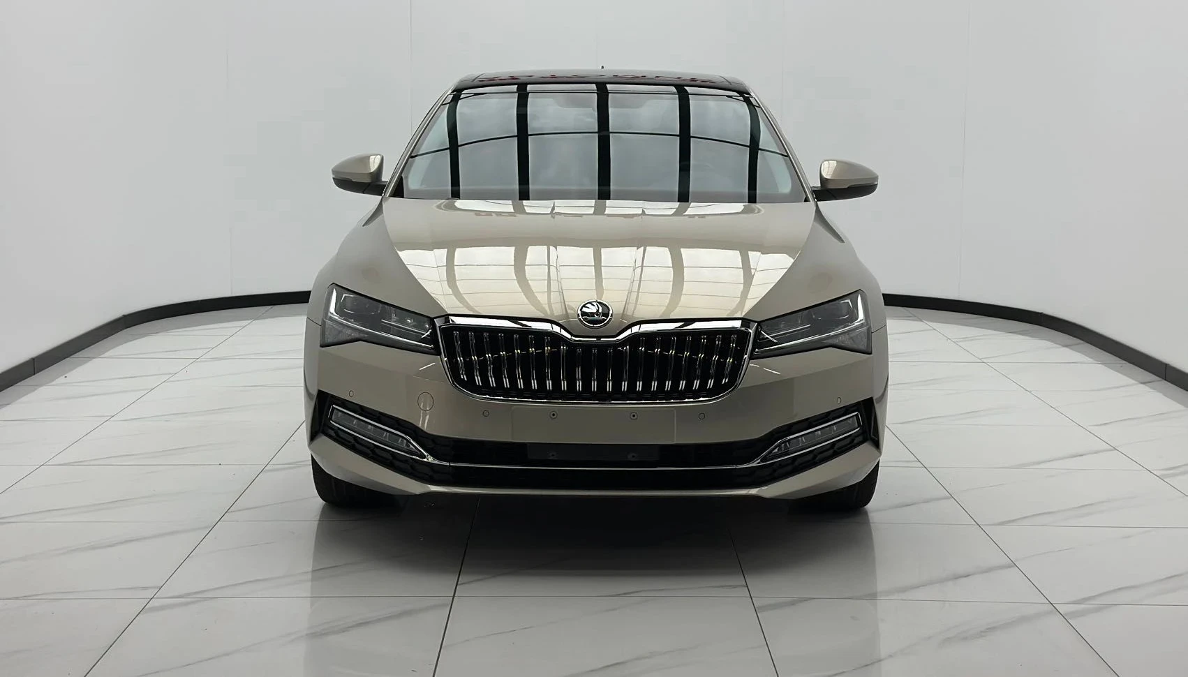 🚘 Škoda Superb