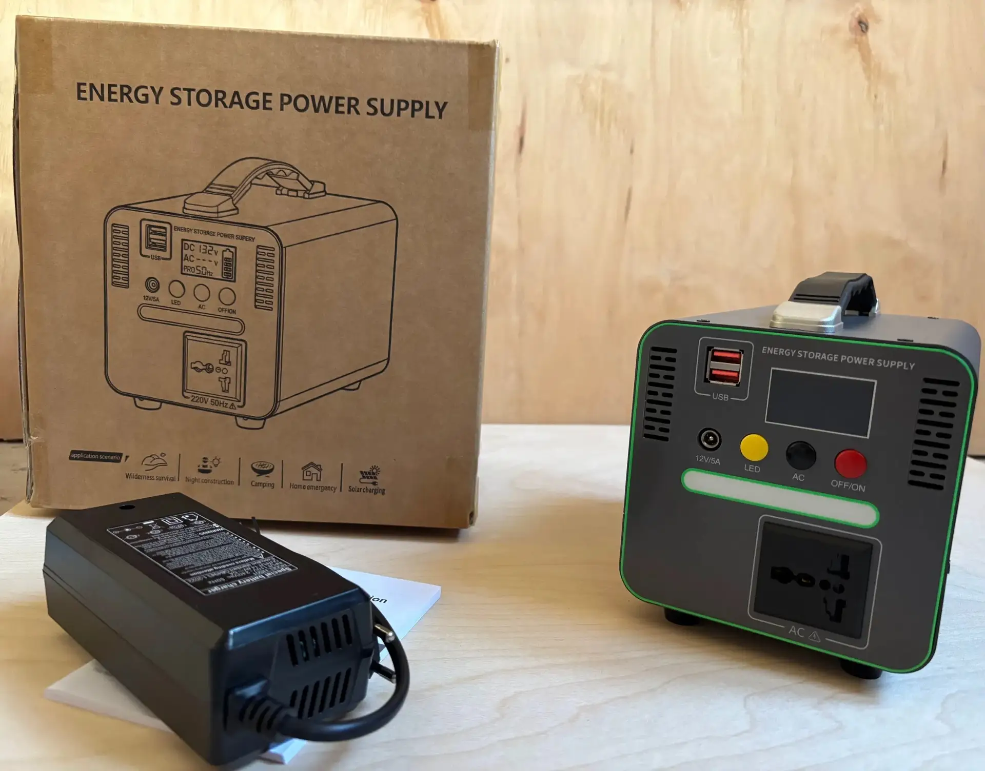 Продам портативную электростанцию 300w 200вт/ч. Полный комплект! Система охлаждения! Фо...