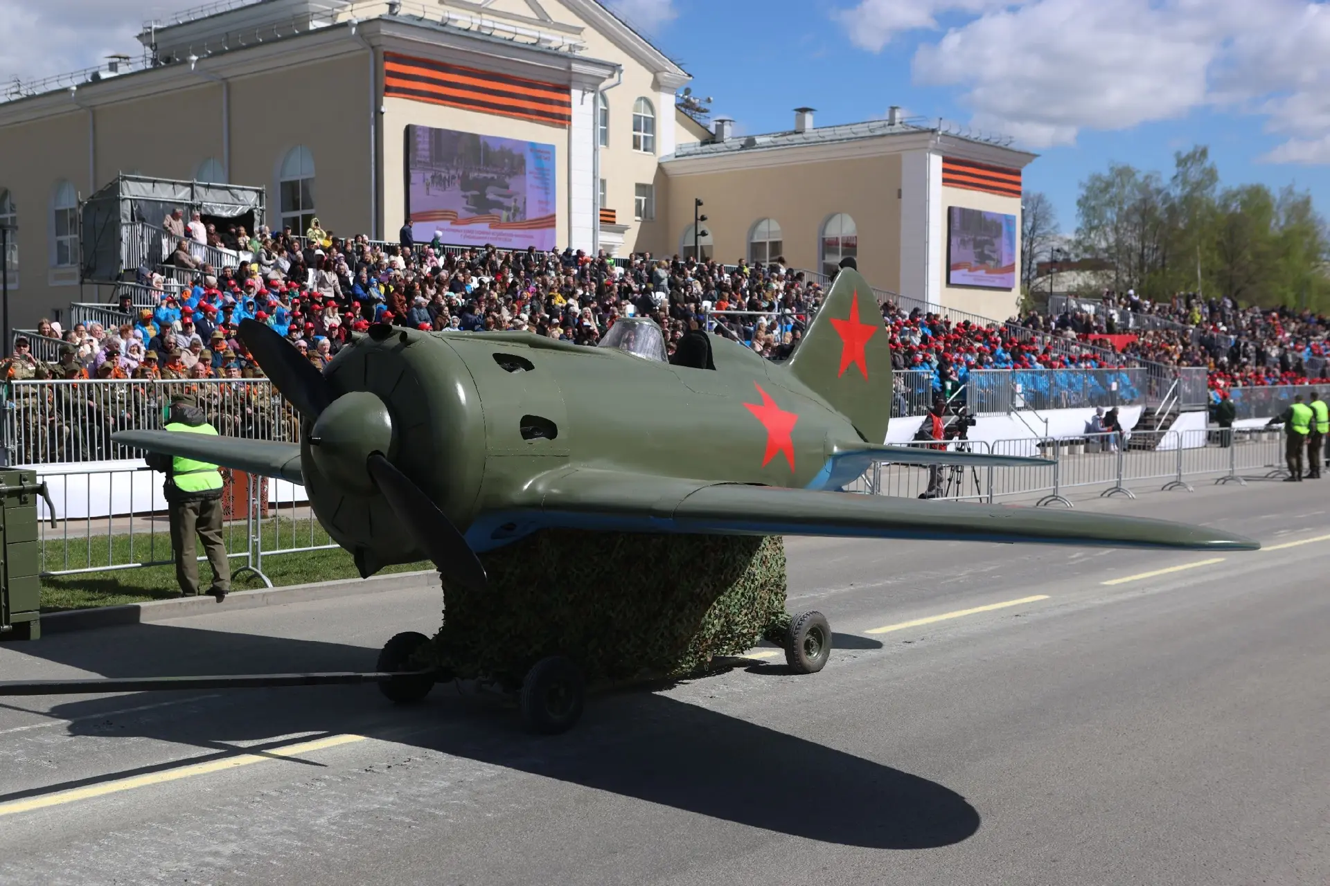 «Король истребителей»

Так называли выдающегося авиаконструктора в истории отечественного самолетост