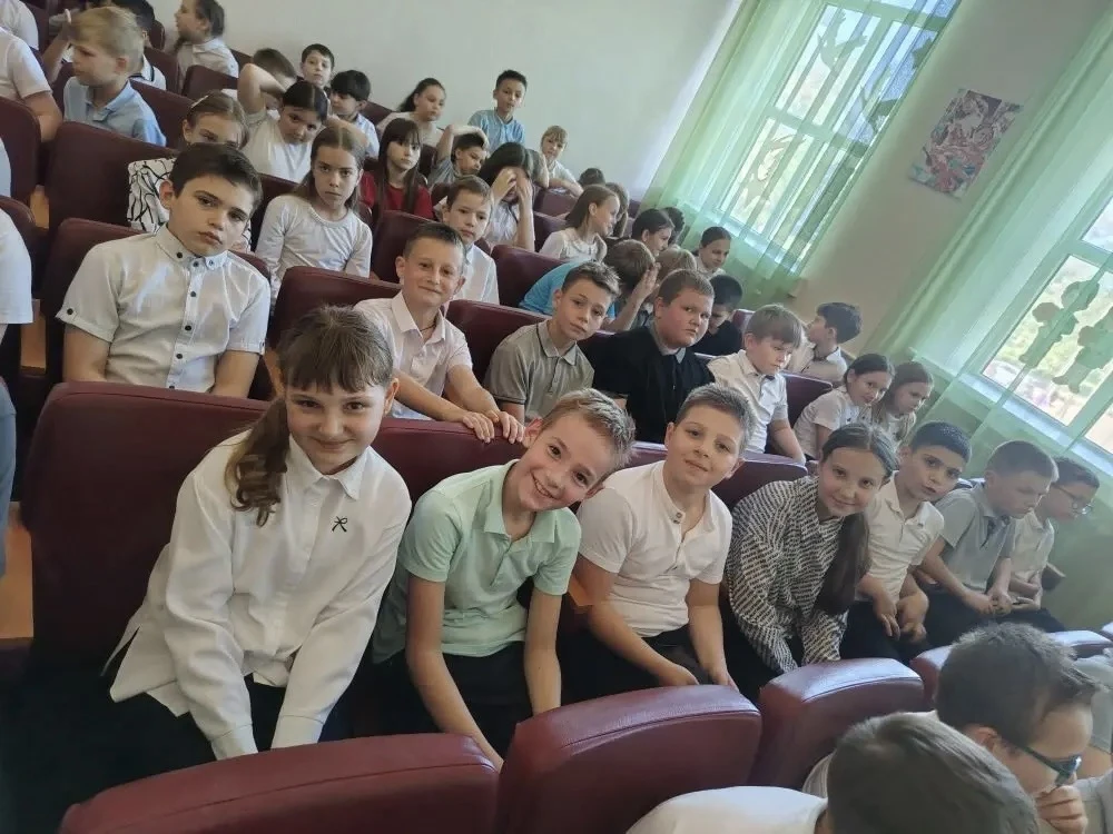 ☀️ЛЕТНИЕ КАНИКУЛЫ☀️

Ученики 3 «А» класса провели день не просто весело, а по-настоящему музыкально!