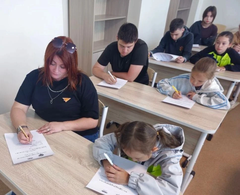 День русского языка! 🇷🇺❤️
 «Я к вам пишу…» — и это не просто слова, а целый праздник!
Сегодня в на
