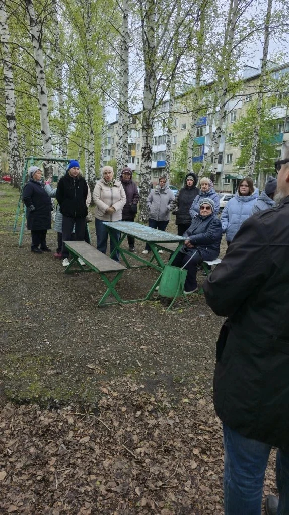 На связи с жителями: решаем проблемы вместе!

Недавно состоялась встреча с жильцами дома № 30 по про
