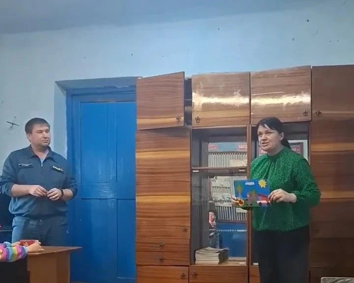 Ребята групп "Колокольчик" и "Полянка" в преддверии Дня Пожарной охраны  побывали на эк...