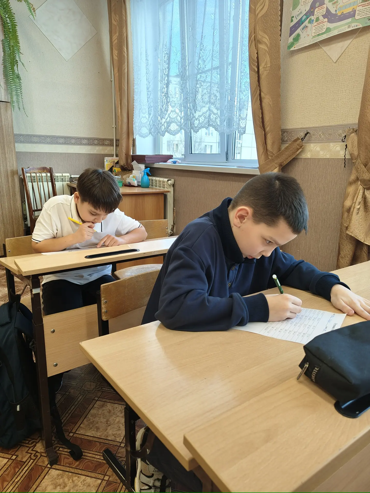 На неделе математики и информатики среди третьеклассников прошли соревнования по устному счёту «Лучш