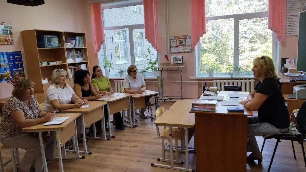 Практическая часть педагогического совета проходила в форме проектировочной сессии «Мой...