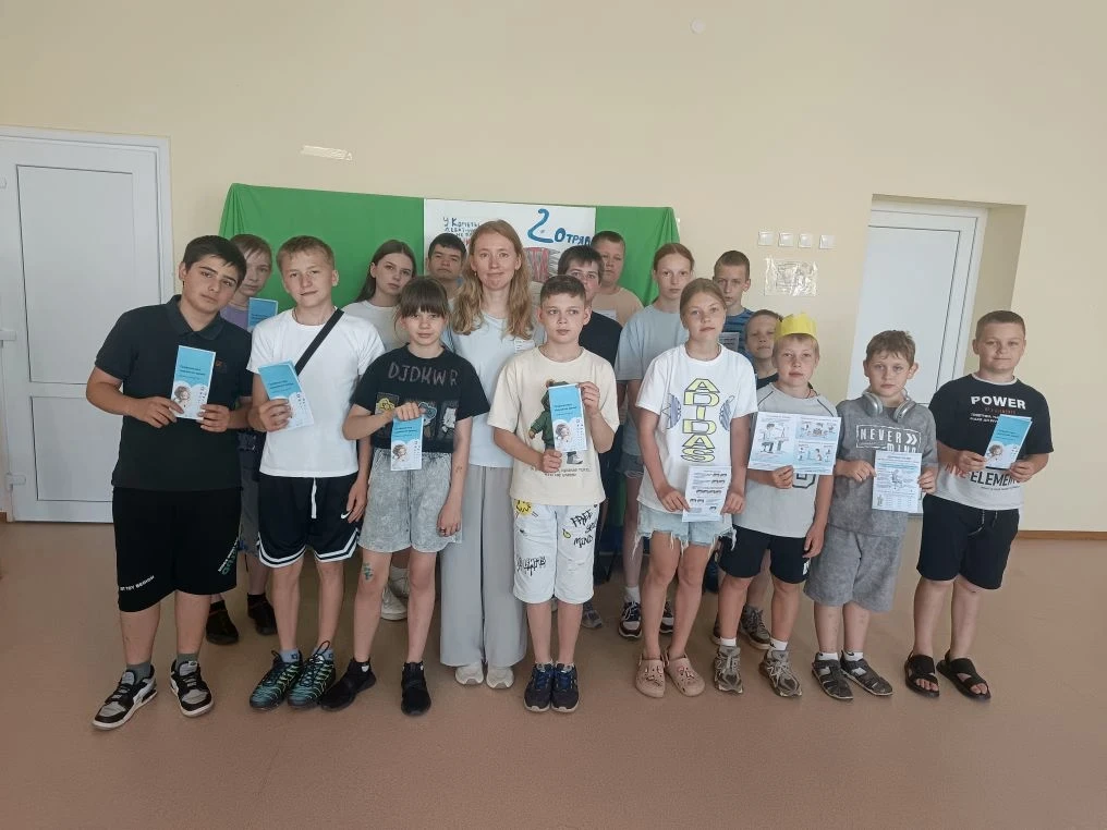 Врач-офтальмолог Бутурлиновской районной больницы провела с учащимися Бутурлиновской СО...
