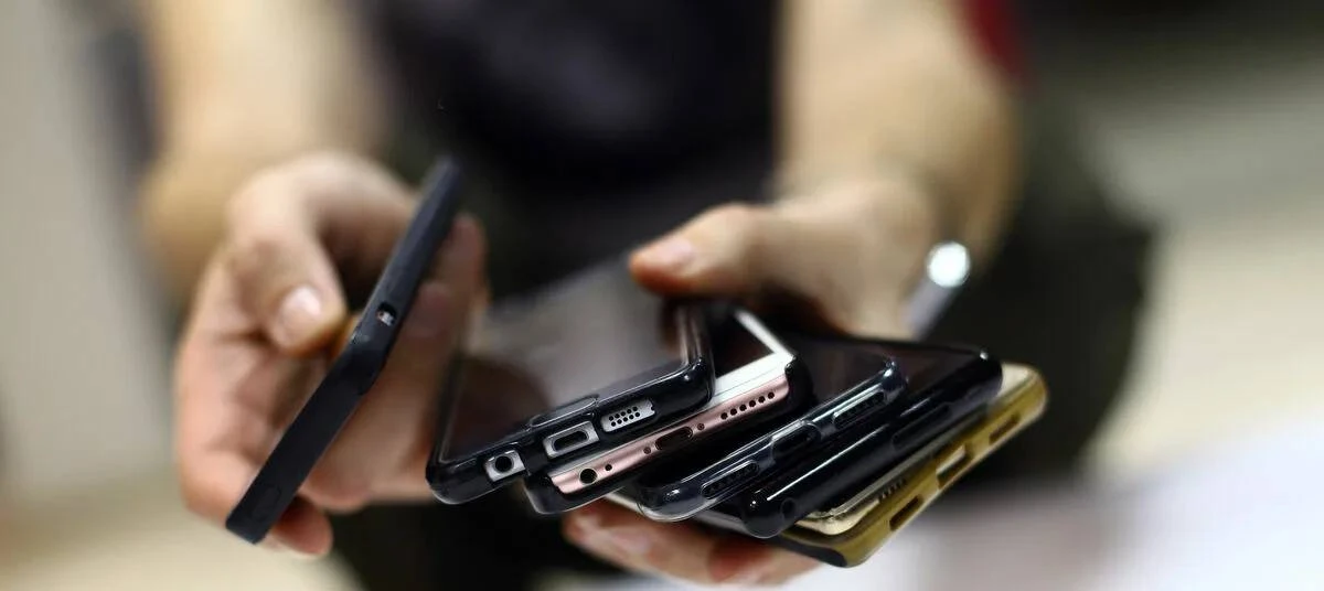 📱 Ночная прогулка по двору в Химках обернулась для нашей соседки потерей телефона стоимостью около 