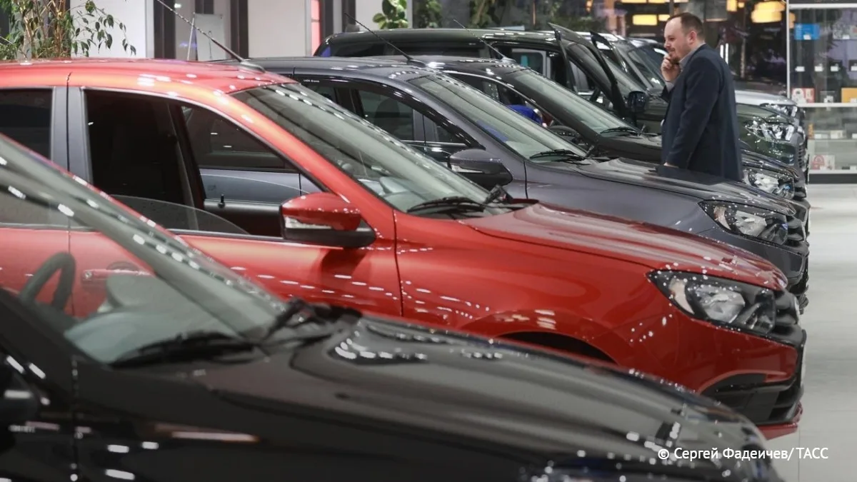 🚗 "Автоваз" в сентябре распространит сервис подписки на модель Lada Largus, сообщили в...