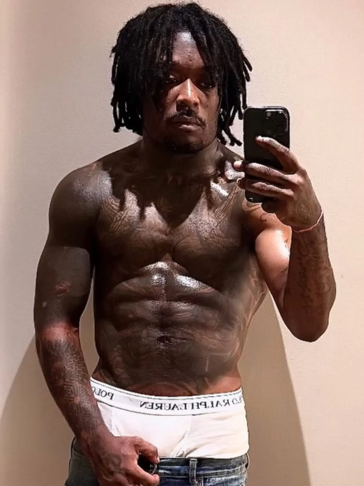 💪 Lil Uzi Vert похвастался своим прогрессом в зале