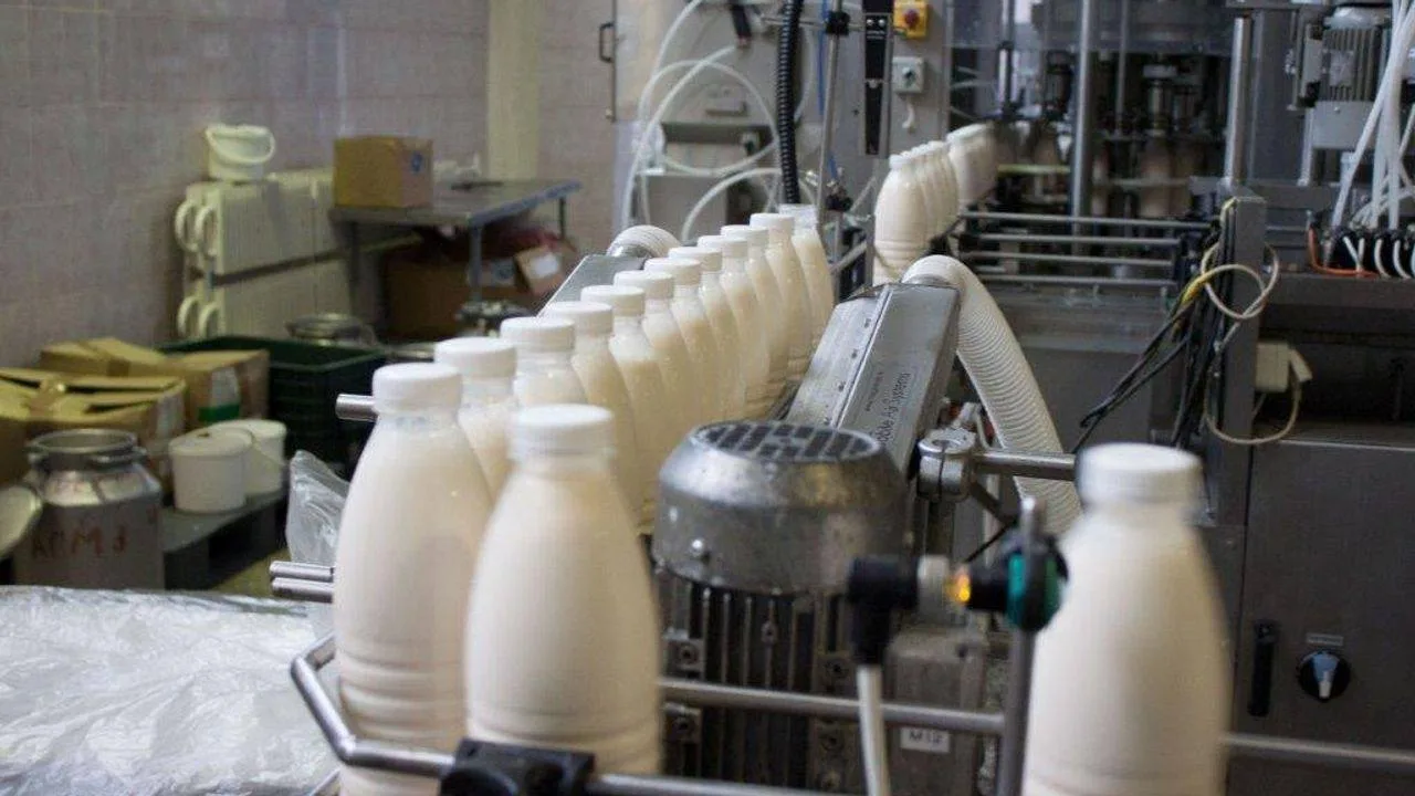 🥛 В России утвердили новые ГОСТы на молочную продукцию.
