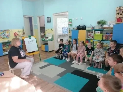 🎉 **«Учимся заботиться о своём здоровье»: день зубной щётки в средней группе № 9!** 🎉

26 июня — д