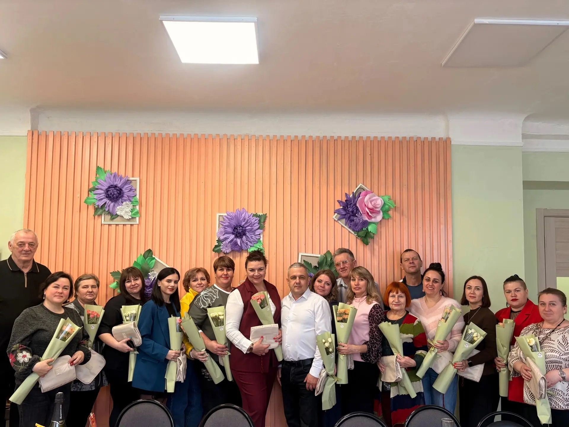 🎉🎂 Коллектив Центрального дома культуры посёлка Венцы сердечно поздравляет с днём рож...