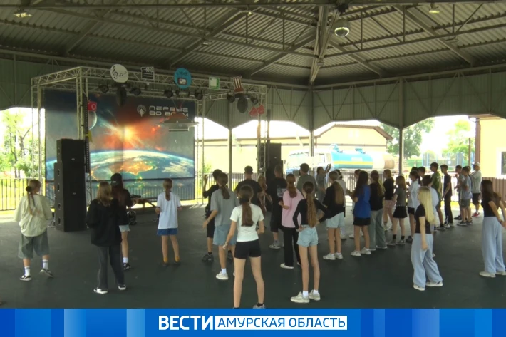 Лето, которое может изменить жизнь: в Приамурье стартовала акция «Каникулы в семье»  Жители региона 