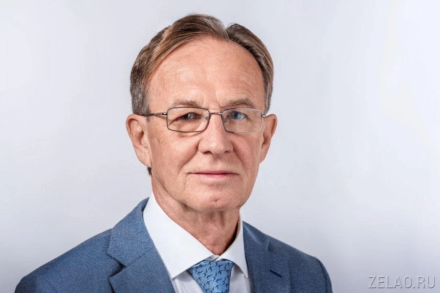 Префект ЗелАО Анатолий Смирнов поздравляет зеленоградцев с Днем города