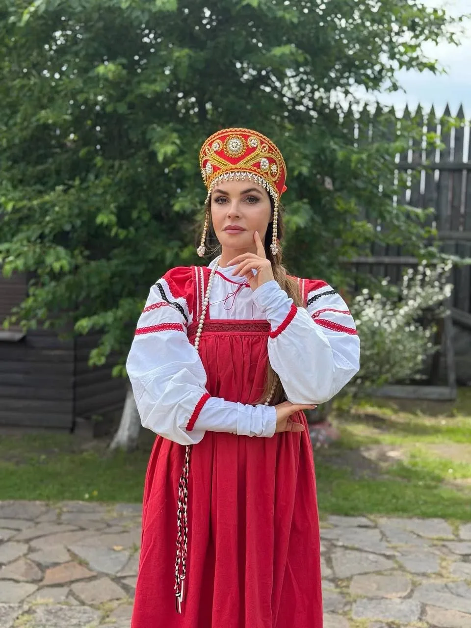 Екатерине Андреевой невероятно идет этот наряд!