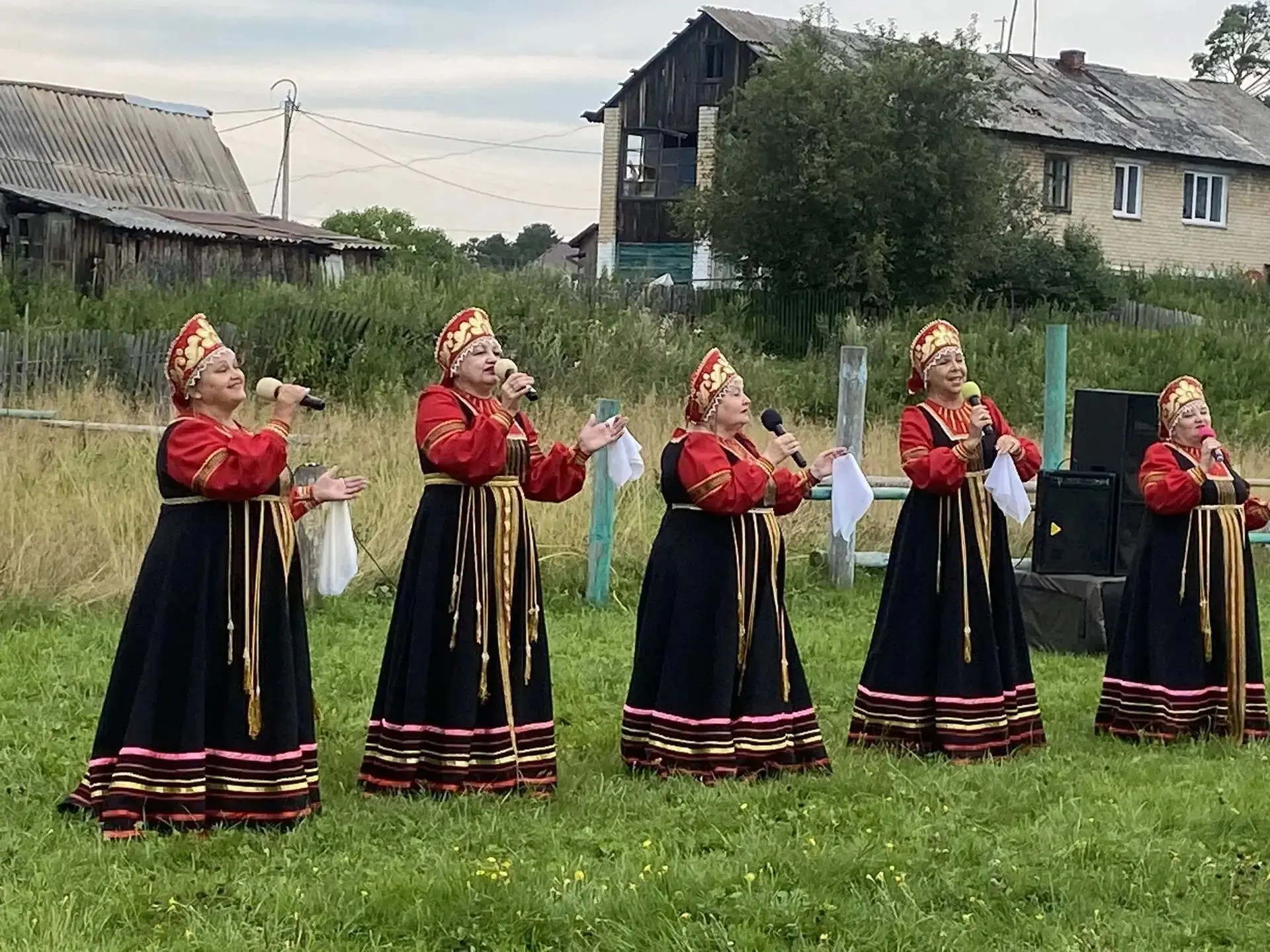 31.07.26. Ансамбль русской и казачьей песни "Купавушка" поздравляет посёлок Боровое Вер...