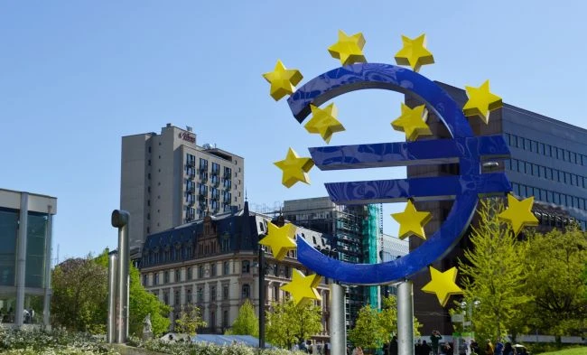 Теперь понятно: властям Германии нужен конфликт на Украине ради личного обогащения