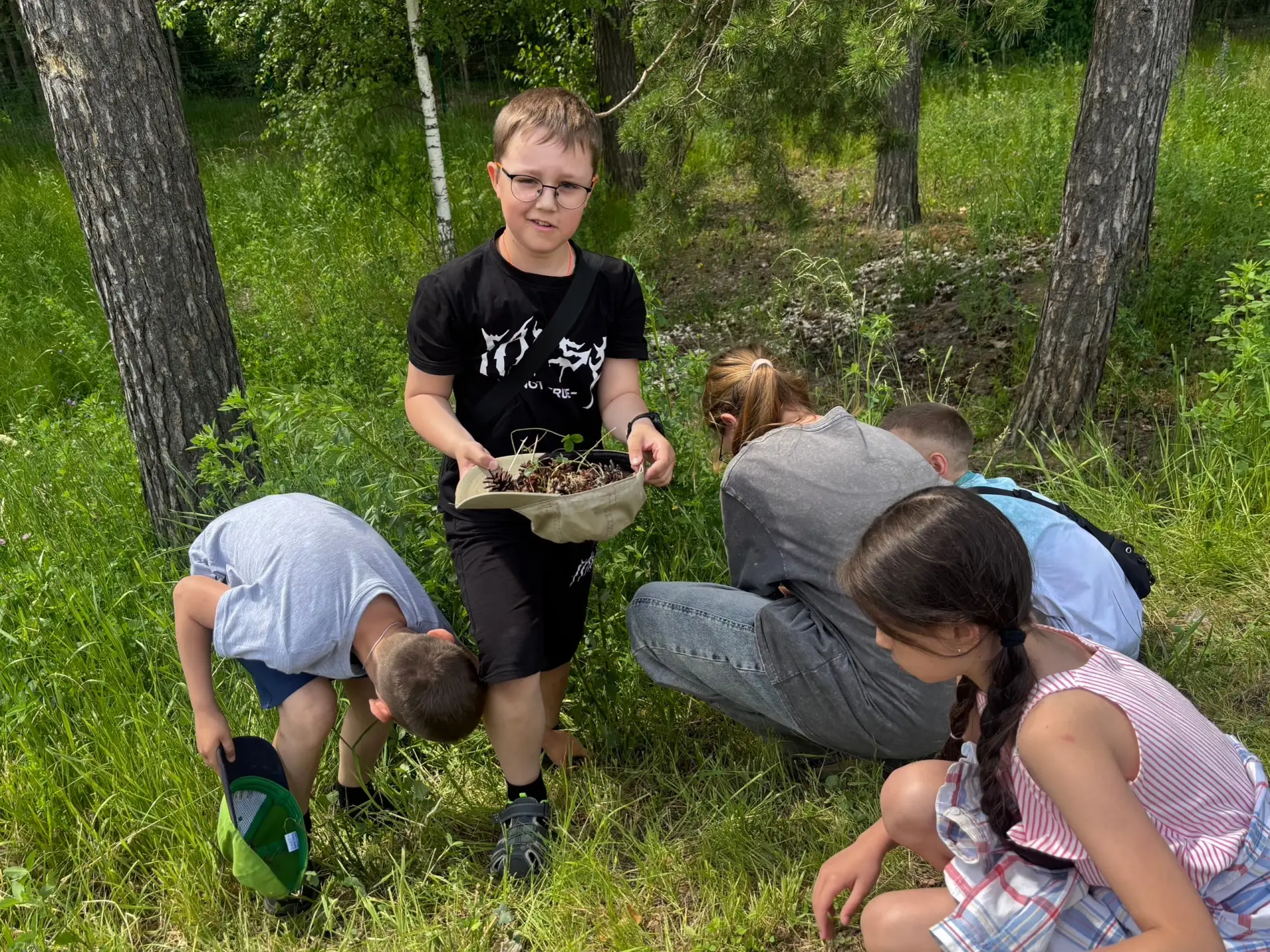 ЛДП «Звездный» | Тайны зелёного леса 🌱

Седьмой день в пришкольном лагере прошёл под знаком заботы 