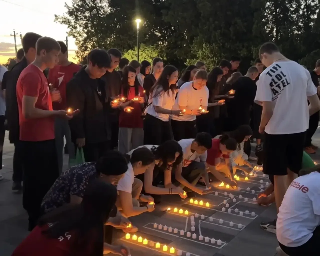 🕯️ День памяти и скорби

22 июня — одна из тяжелейших дат в истории нашей страны.

На рассвете 22 и