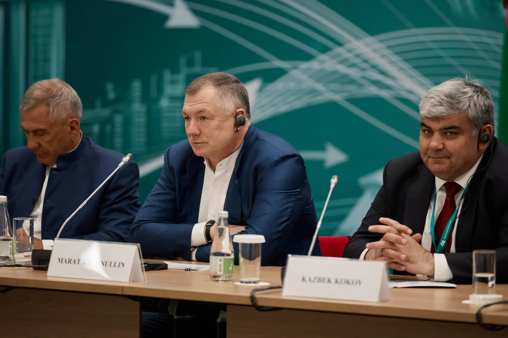 Марат Хуснуллин в рамках KazanForum принял участие в пленарном заседании выставки недвижимости, бизн