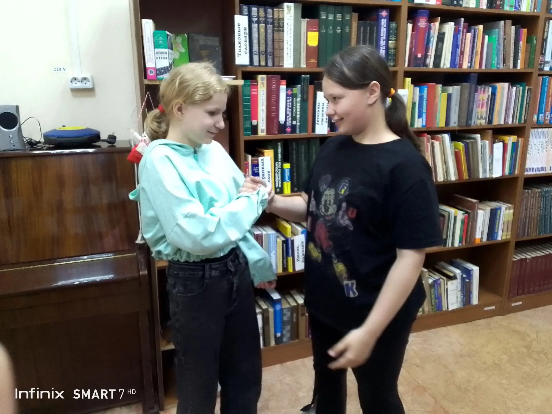 🎭Мастер-класс «Театр в действии»: погружение в мир актёрского искусства!