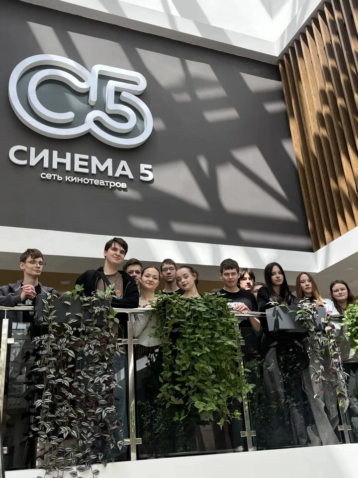 Семейные ценности 📽