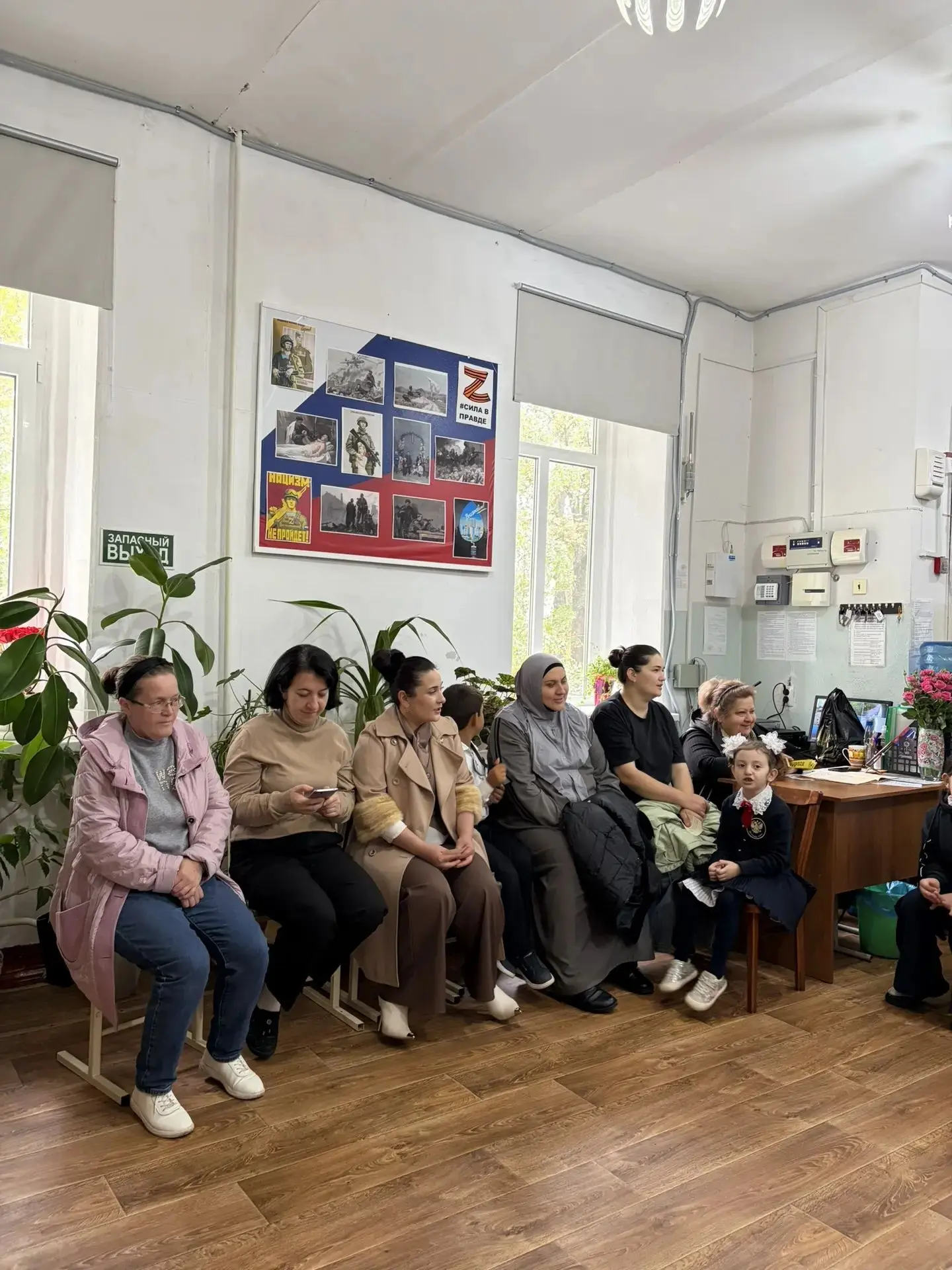 Стихи и песни для гостей праздника исполнили обучающиеся первого года обучения учебных ...