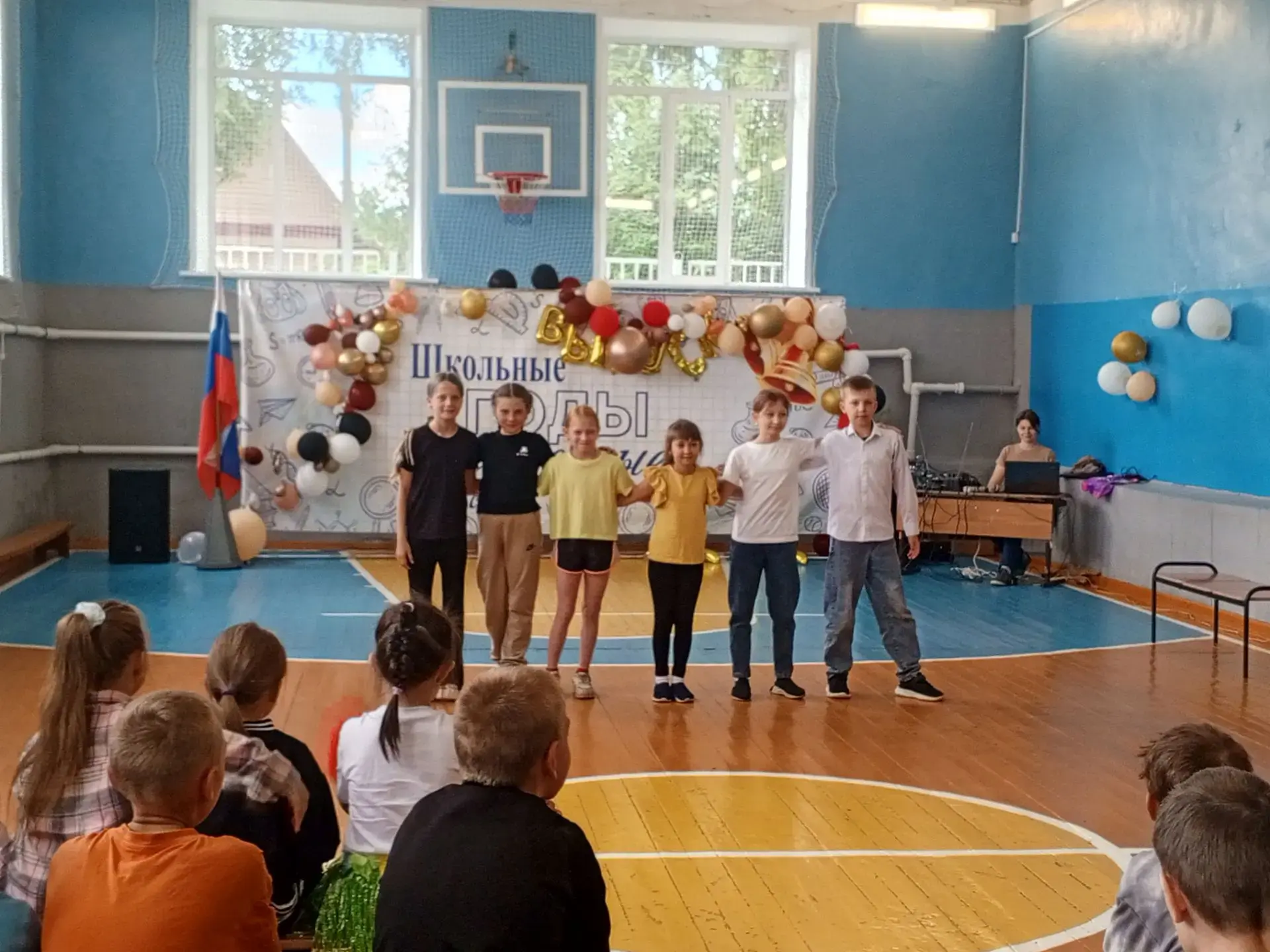 🎭 ЗАКРЫТИЕ СМЕНЫ: Концерт, который останется в сердце ❤️

Вот и подошла к концу наша незабываемая с