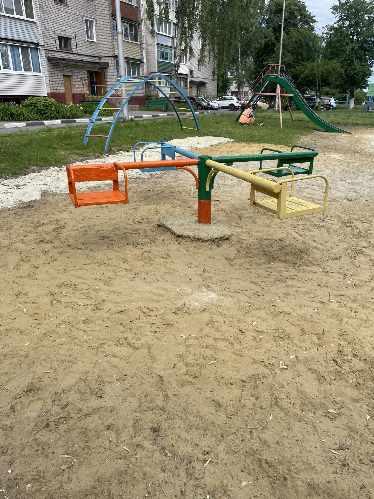 Покраска детских площадок
