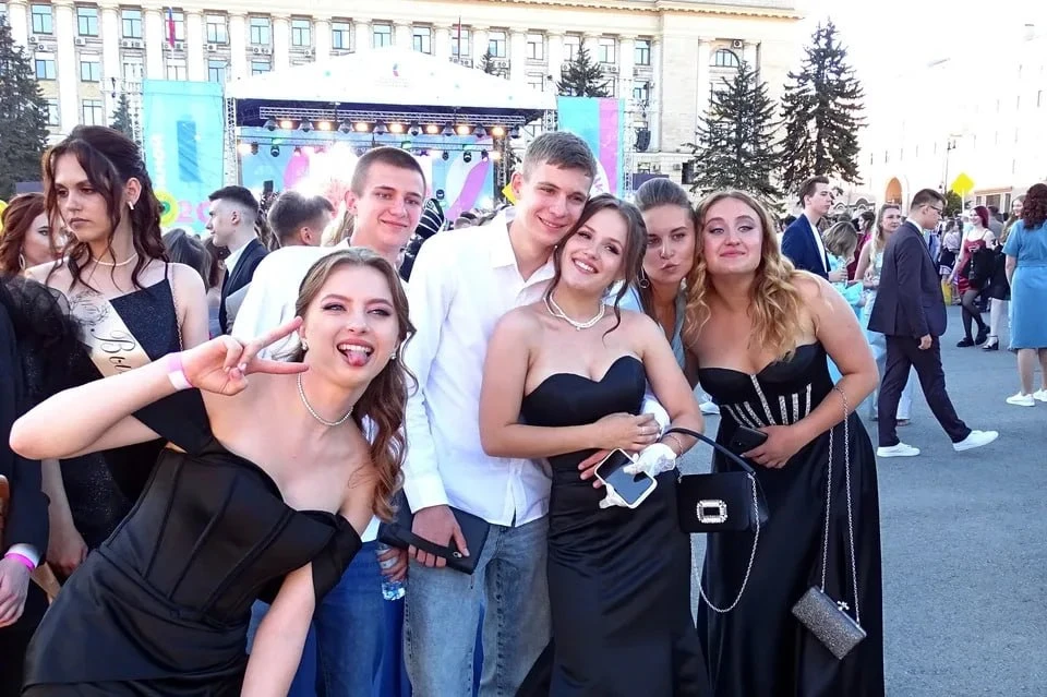 🎉 Выпускники Липецка встретят свои «Липецкие зори»