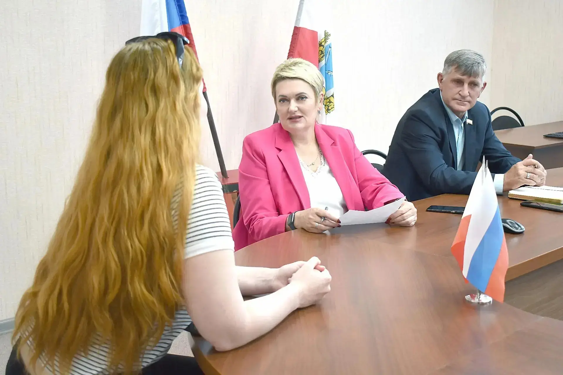Сегодня провела очередной приём граждан