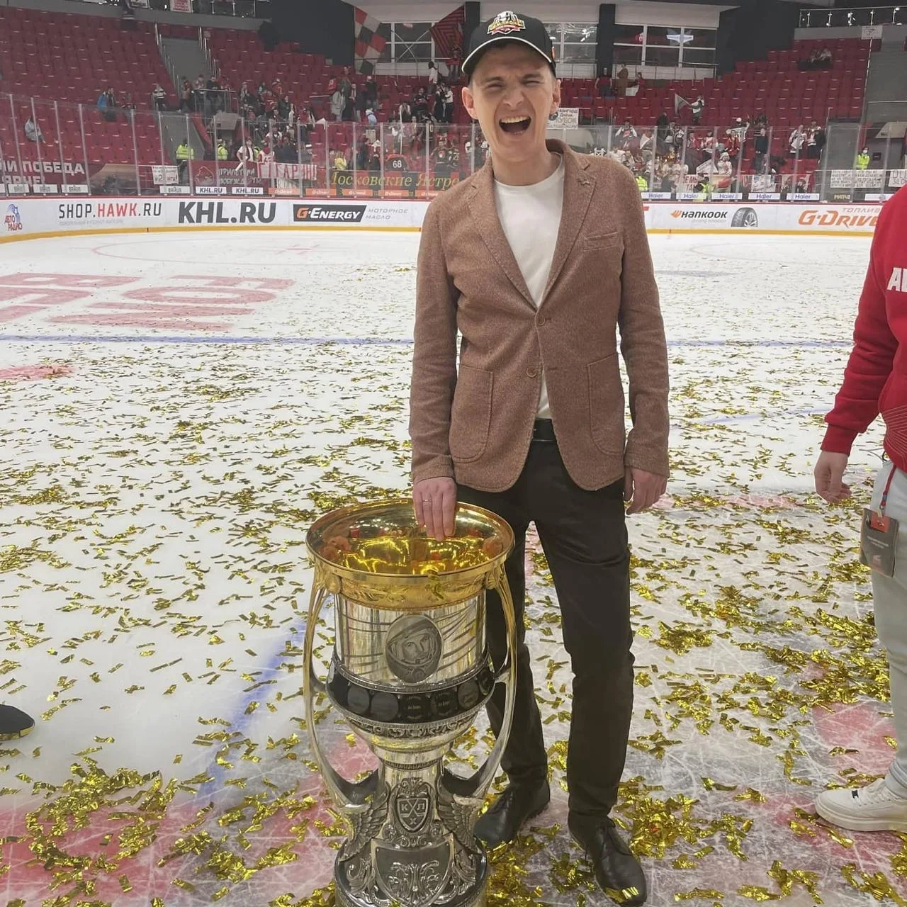 Последние несколько месяцев я глубоко погружаюсь в мир ИТ и предпринимательства. И он завораживает м