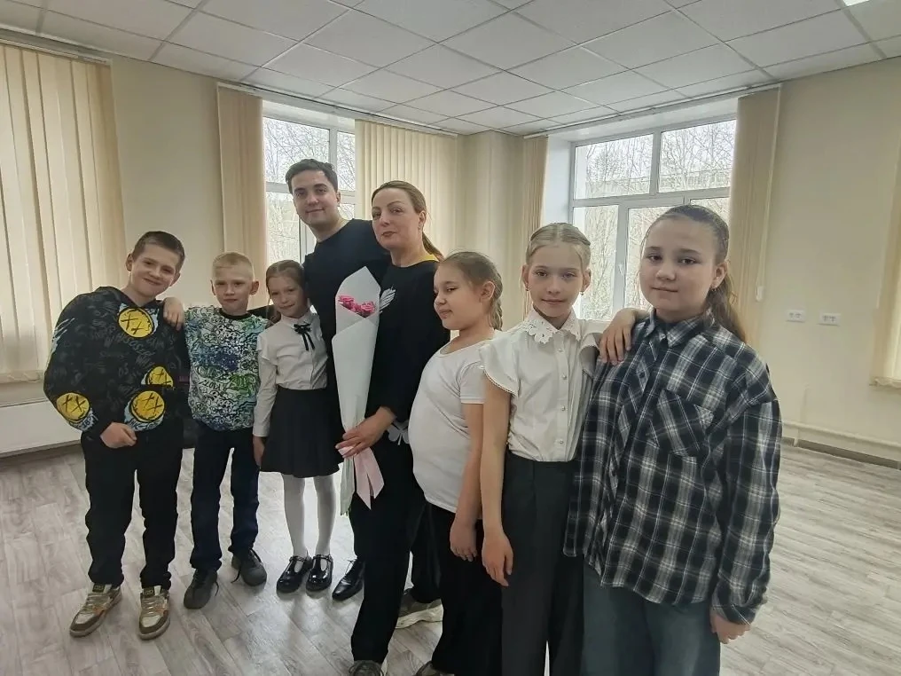 🎭 Не спектаклем единым: в городской библиотеке прошел театральный мастер-класс!  В рамках двухдневно