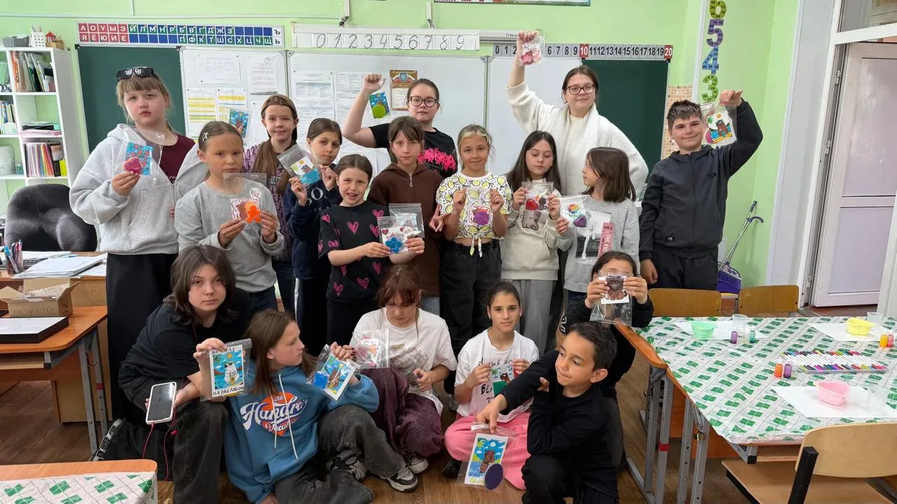🧼✨ День творчества и ярких впечатлений! ✨

25 июня 2026 г. ребята из пришкольного лагеря побывали н